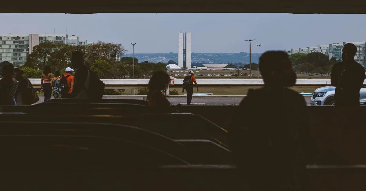 Lula diz que vai "regular tudo que é digital"; mas o que falta regular?